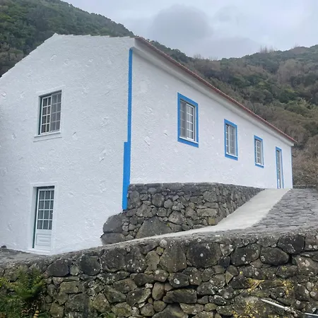 Апартаменты Robalinho's House *